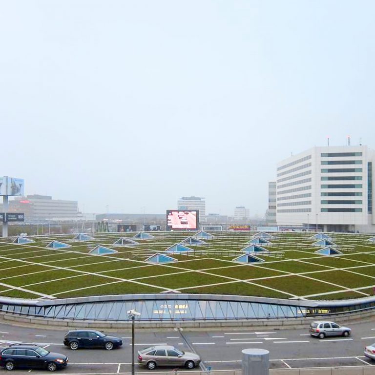 schiphol plaza luchtfoto